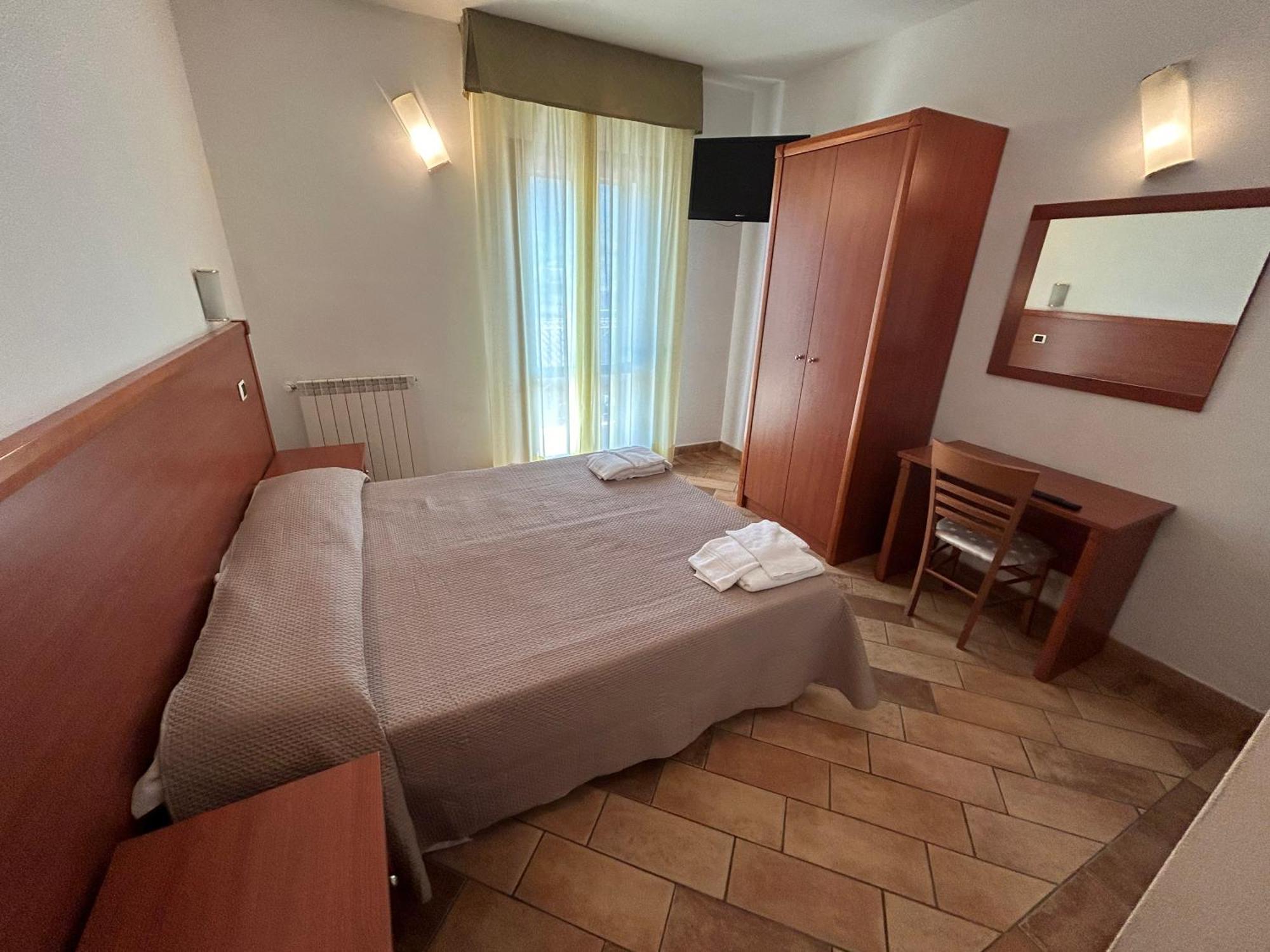 كاشا Hotel Gans المظهر الخارجي الصورة