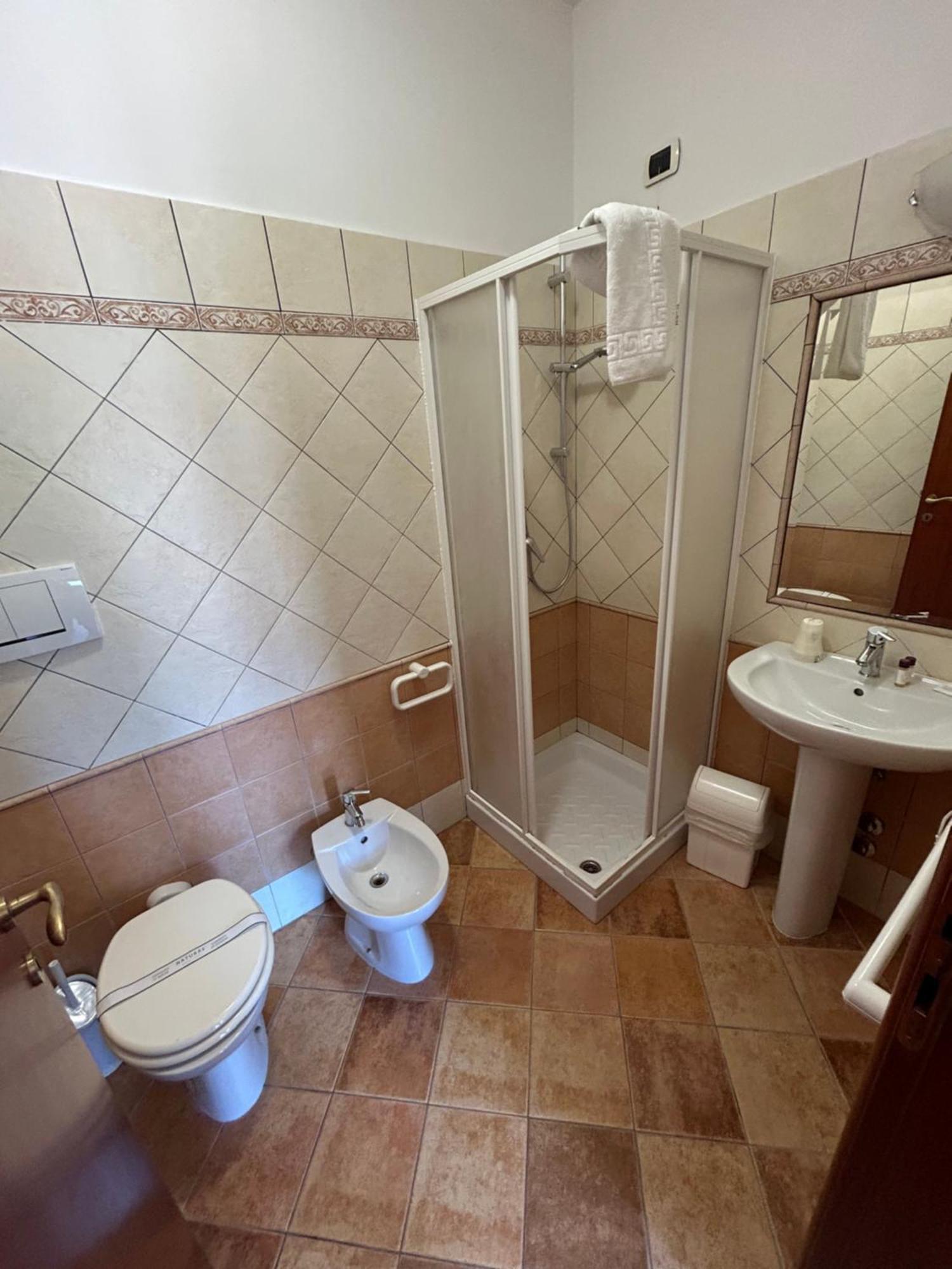 كاشا Hotel Gans المظهر الخارجي الصورة